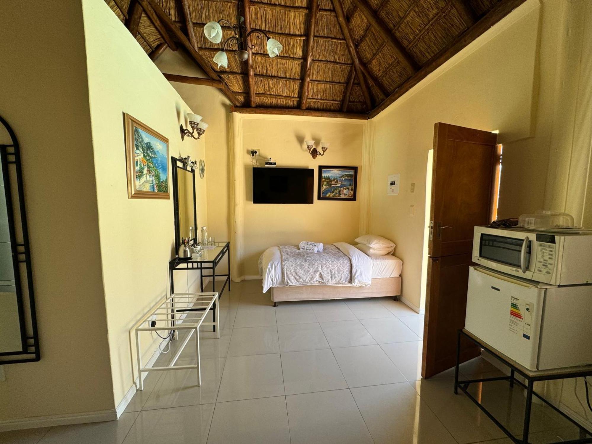 Blue Diamond Lodge & Spa Springbok Esterno foto