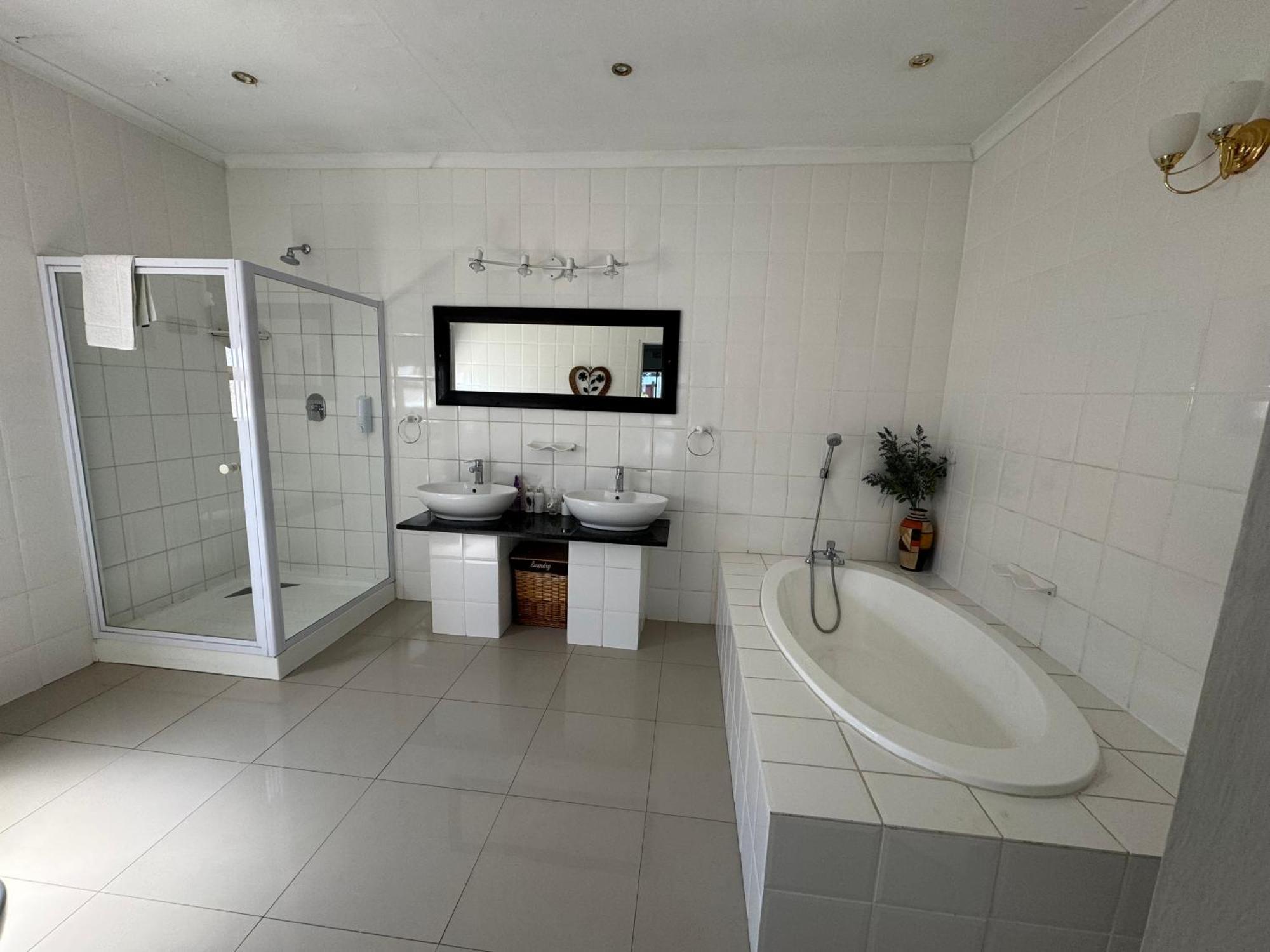 Blue Diamond Lodge & Spa Springbok Esterno foto